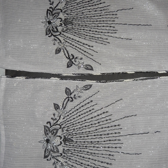 Grey Kaftan abaya with black beading size  small/medium - Picture 4 of 5